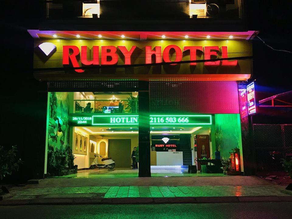 Ruby Hotel Vinh Yen Eksteriør billede